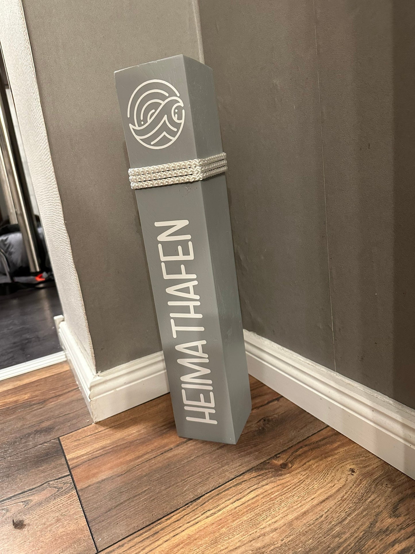 Heimat Poller Dekosäule weiß grau Windrose Kompass Poller Holz Anker Stele Dalben Gartendeko maritim Heimathafen Balken Holzdeko
