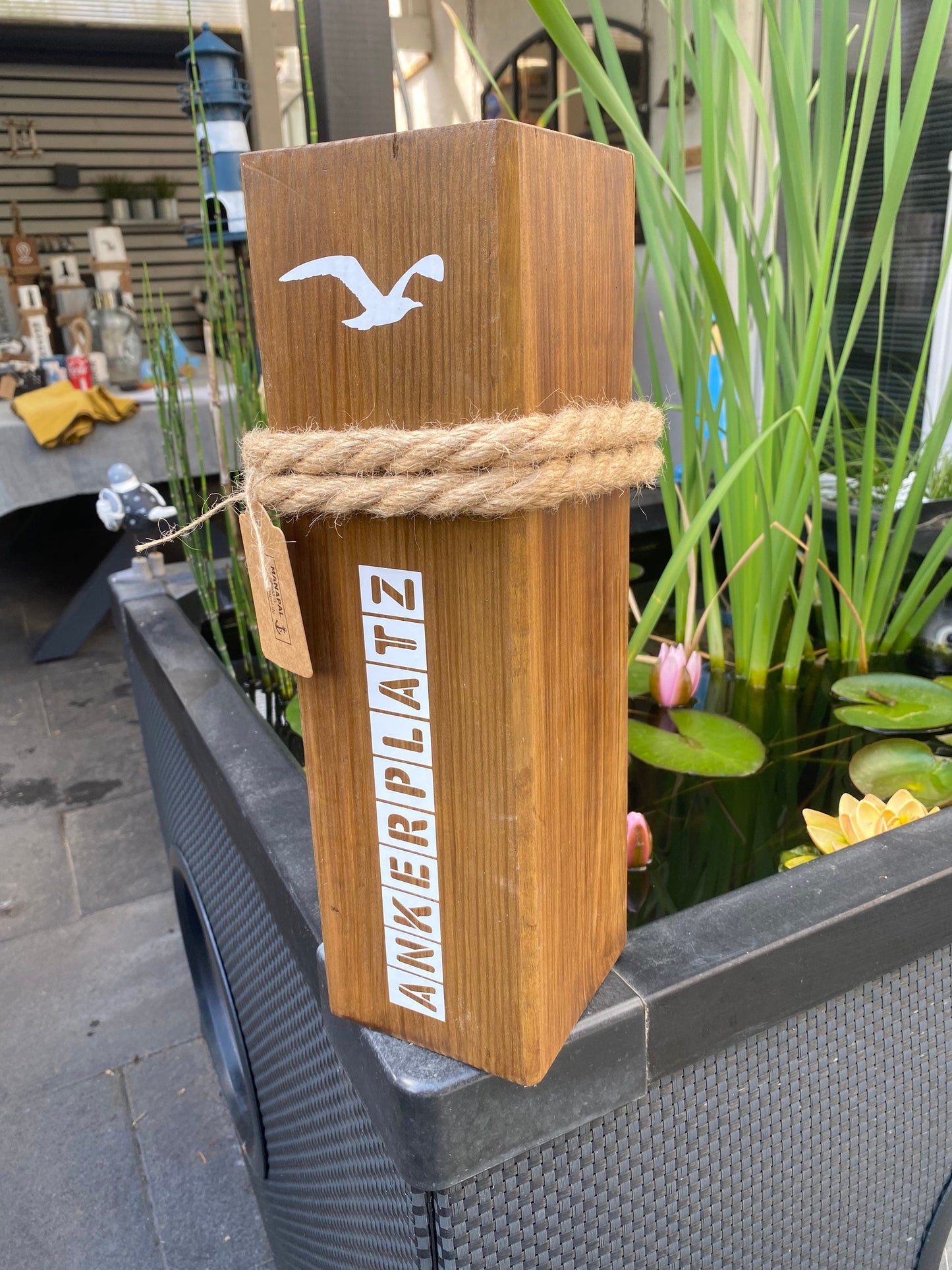 Ankerplatz nußbraun natur weiß Dekosäule Poller Holz Anker Stele Dalben Gartendeko maritim Heimathafen