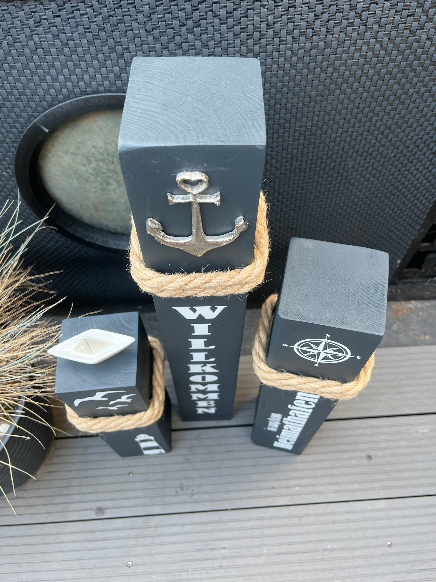 3er Set Dekosäule Holz Anker Poller Ahoi Garten Manapal maritime Deko Meer Balken Stele Säule Manapal Schiff Willkommen Heimathafen